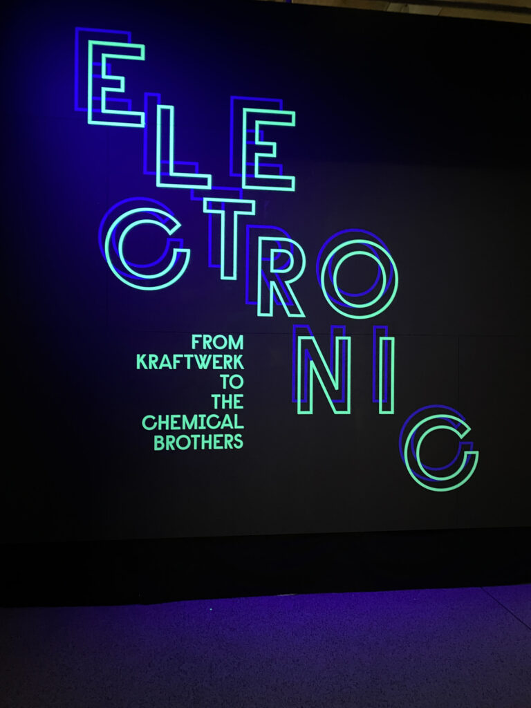electronic-kraftwerk-chemical-brothers-design-museum-johanna-vaude